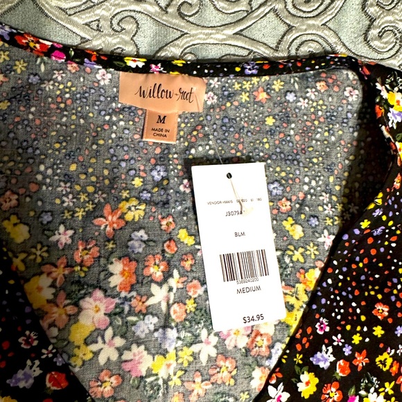 Willow Root woman’s top size M. - Picture 2 of 6